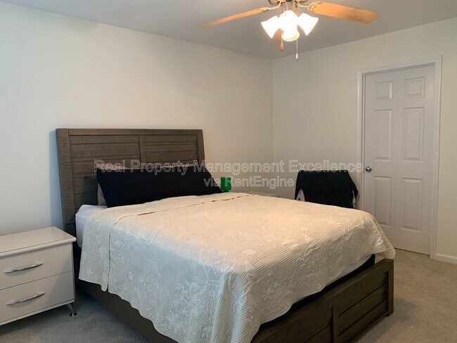 Building Photo - 205 Will Ct