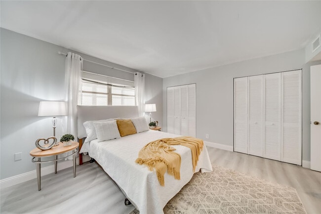 Building Photo - 2271 NW 47th Terrace