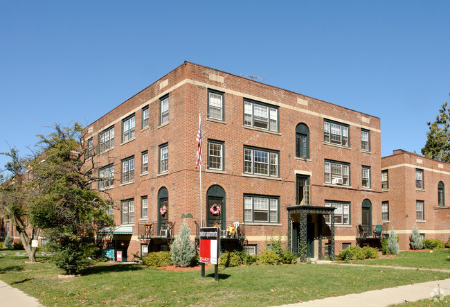 Primary Photo - Sheldon Apartments