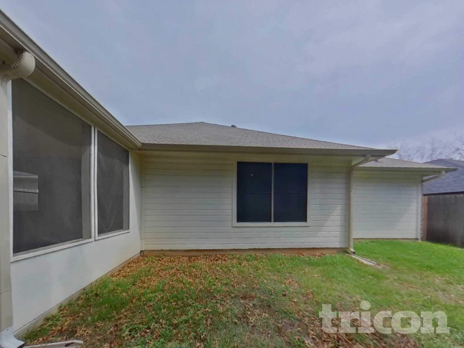 Building Photo - 804 Rambling Ct