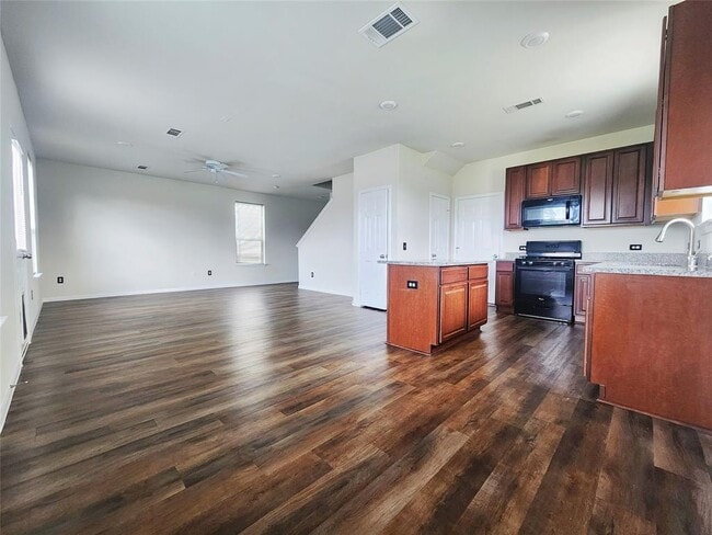 Building Photo - 14503 Sweet Cherry Dr