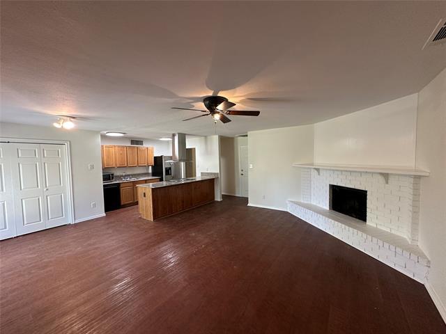 Building Photo - 504 Woodcrest Way