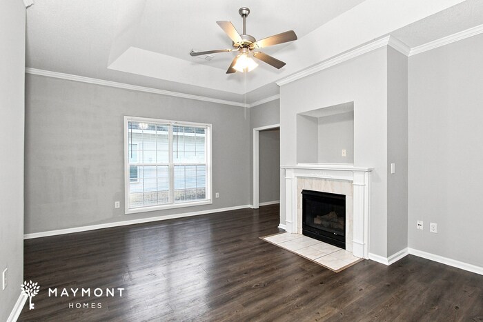 Building Photo - 1571 Spencer Dr