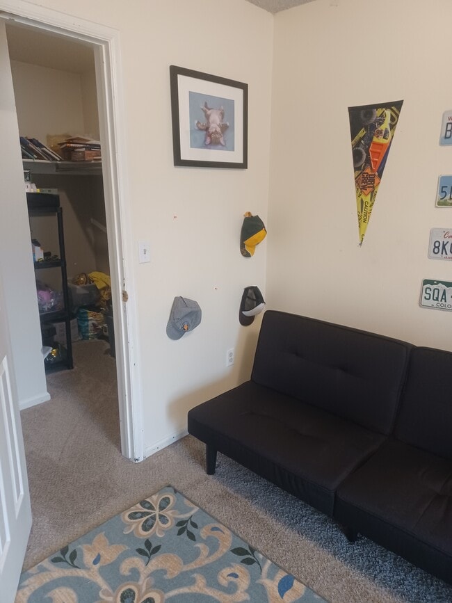 Building Photo - 3000 Regatta Ln