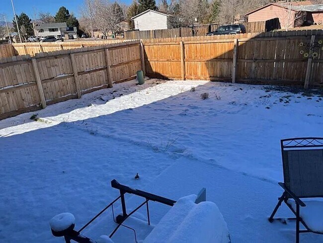 Building Photo - 5492 Hammond Dr