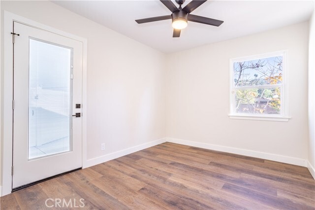 Building Photo - 8330 Glenoaks Blvd