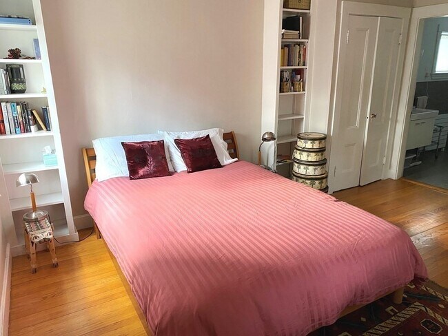 Building Photo - 6 Wyman Rd