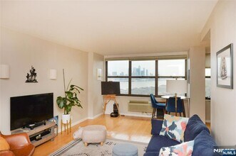 Building Photo - 7000 JFK Blvd E