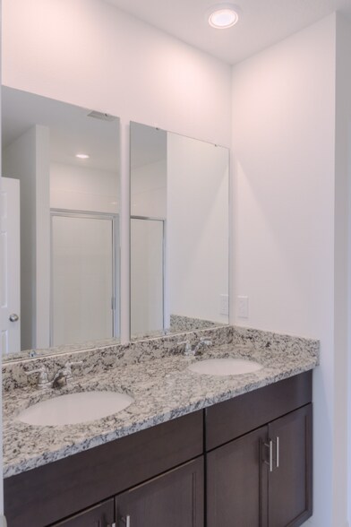 Building Photo - 2764 San Marco Wy