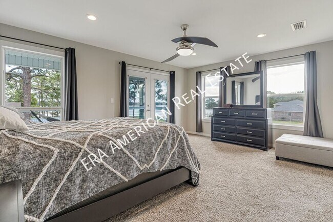 Building Photo - 1725 Union Ave