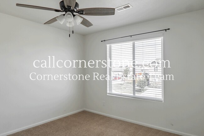 Building Photo - 10011 Seawolf Dr