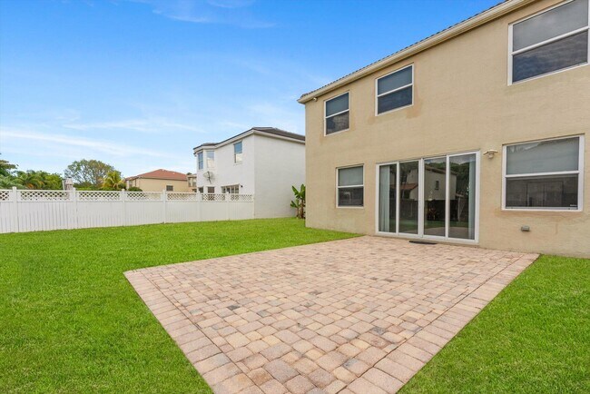 Building Photo - 9825 Scribner Ln