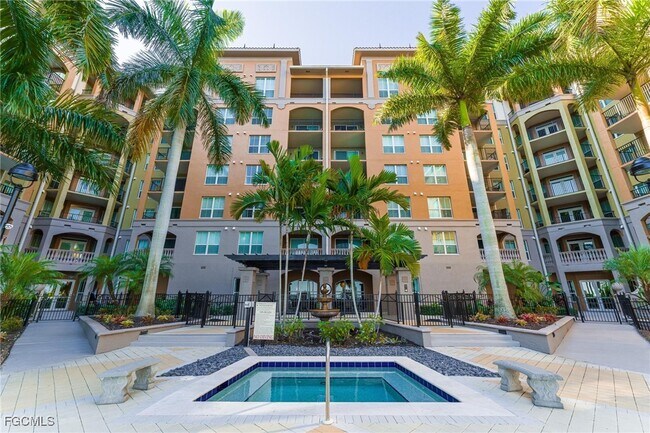 Building Photo - 2825 Palm Beach Blvd