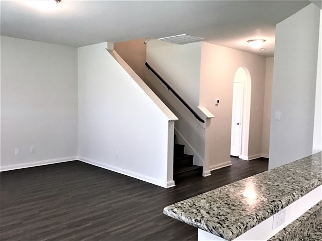 Building Photo - 6012 Ruby Falls Ln