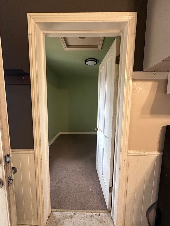 Building Photo - 120 N 4th Ave