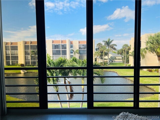 Building Photo - 3442 NE Causeway Blvd