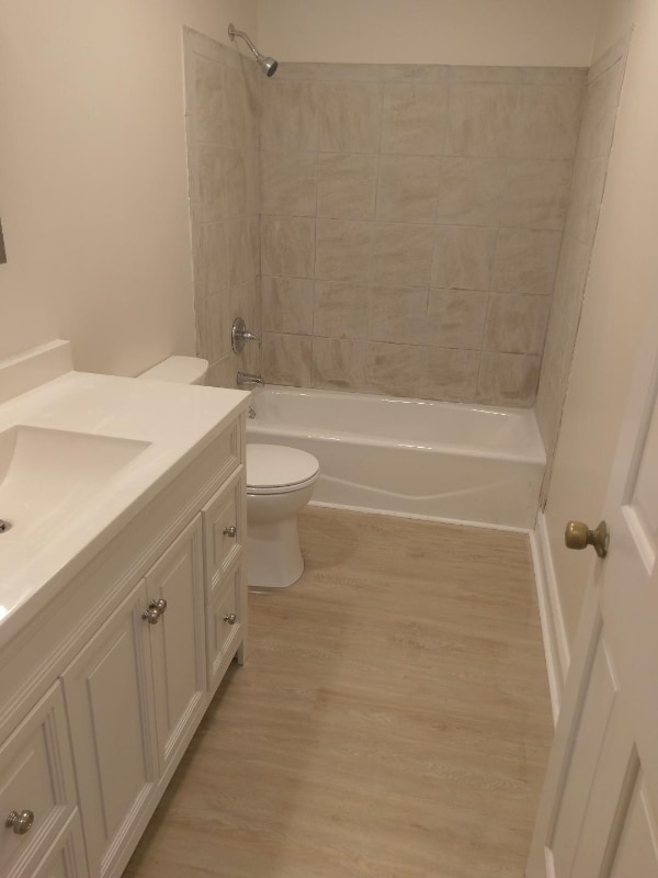 Building Photo - 255 Meadowview Dr