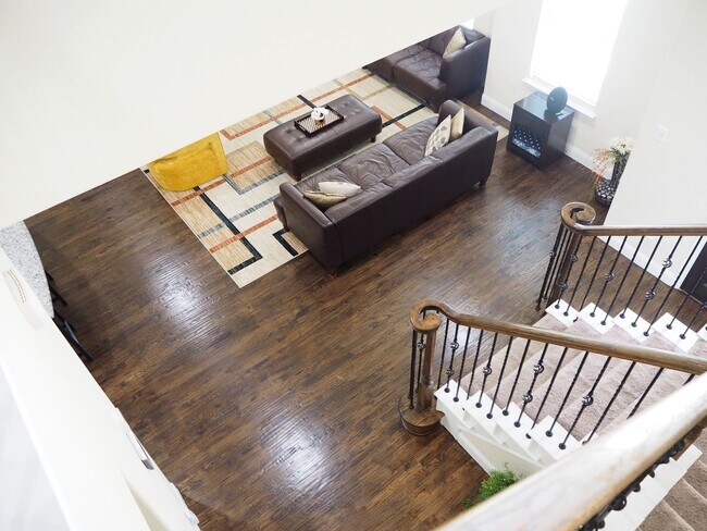 Building Photo - 3 Bed - 2.5 Bath Townhome in Flower Mound ...
