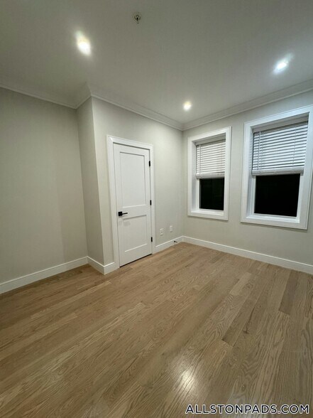 Building Photo - 161 Allston St
