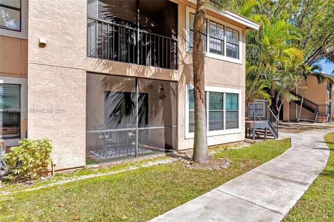 Building Photo - 15680 SW 106th Ln