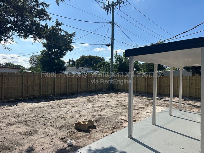 Building Photo - 1264 Ct-25