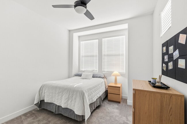 Building Photo - 76273 Cornell Wy