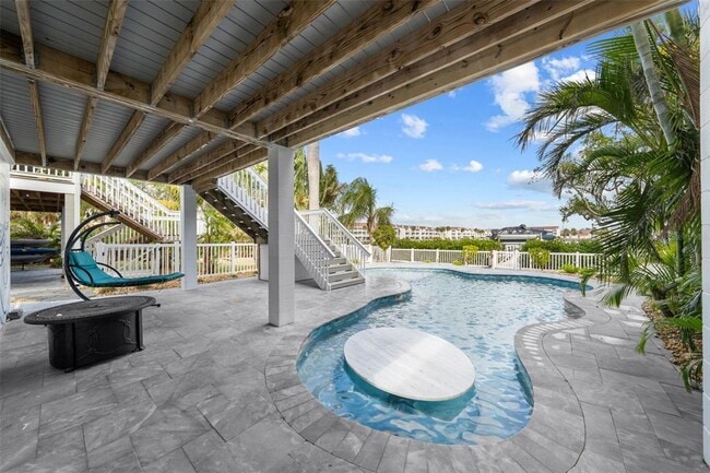 Building Photo - 12112 Lagoon Ln