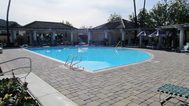 Building Photo - RANCHO BERNARDO - 2 BR RANCH BERNARDO CONDO WITH BEAUTIFUL VIEWS & RESORT STYLE AMENITIES & AC!