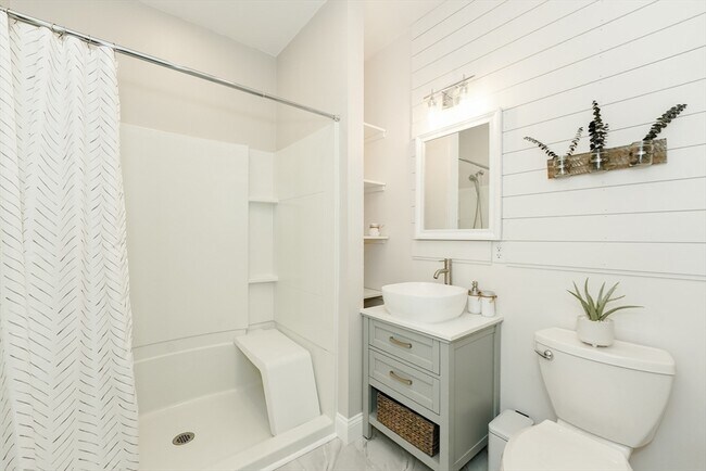 Building Photo - 18 Cleary Cir