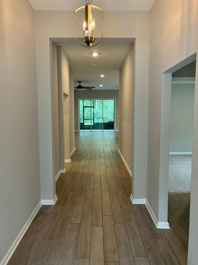 Building Photo - 107 Holm Pl