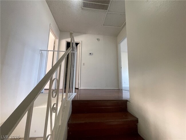 Building Photo - 3904 Blackford Pl