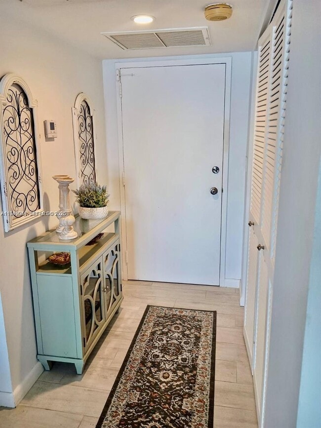 Building Photo - 11111 Biscayne Blvd