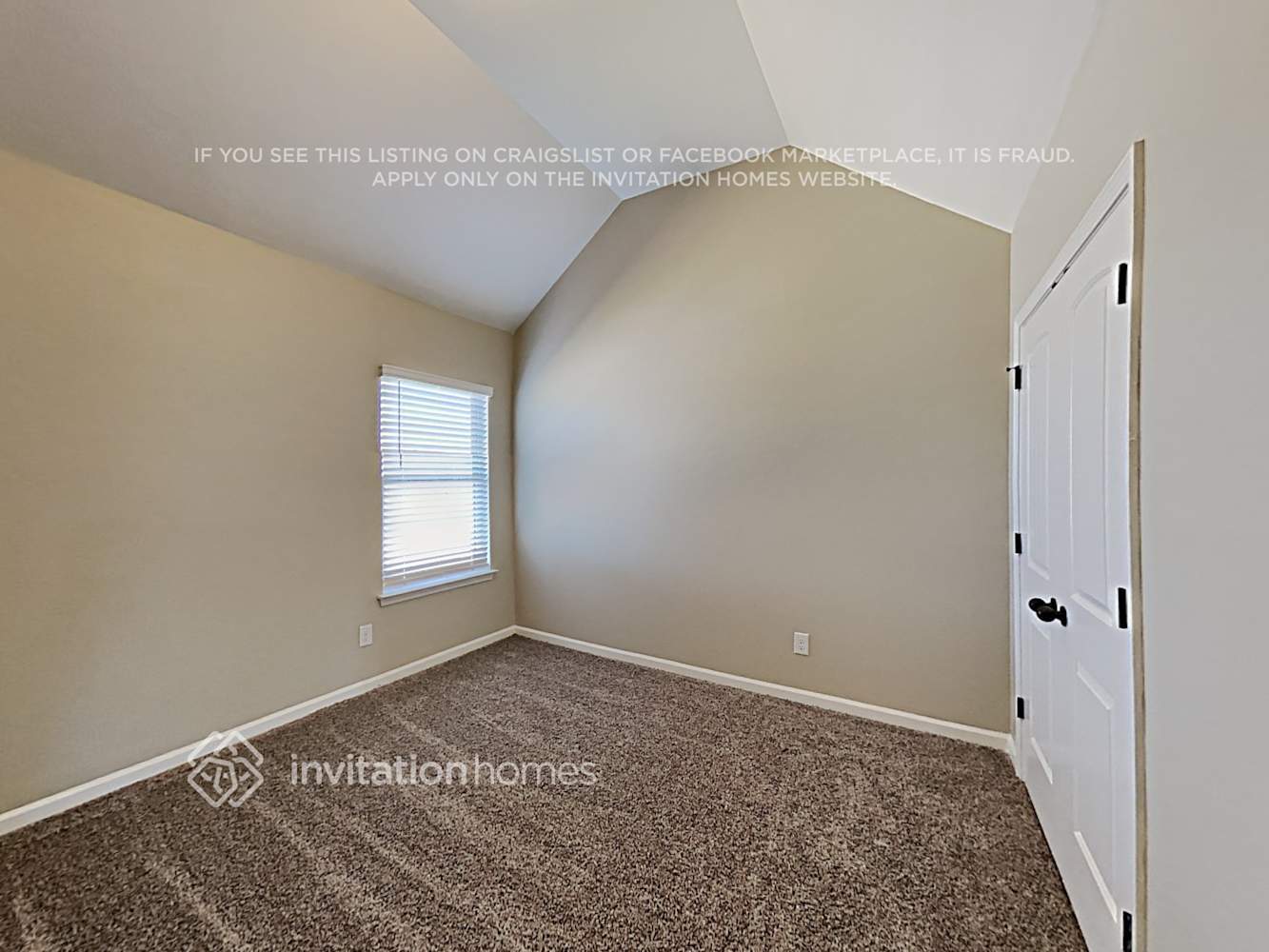 Building Photo - 100 Hamilton Pointe Dr