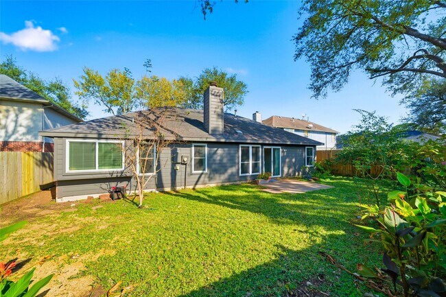 Building Photo - 16531 Tranquil Dr