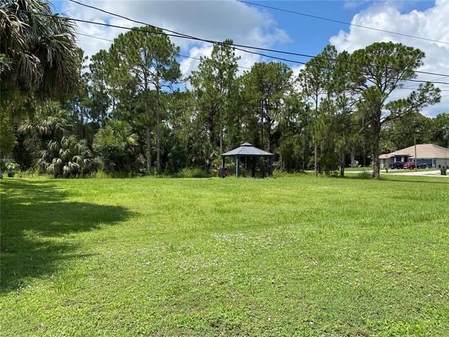 Building Photo - 1612 Atwater Dr