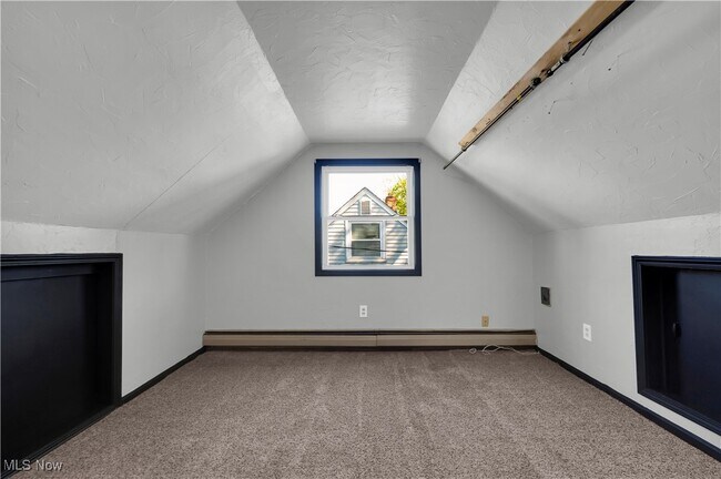 Building Photo - 23166 Gay St