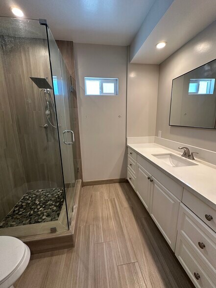 Building Photo - 5741 Larryan Dr