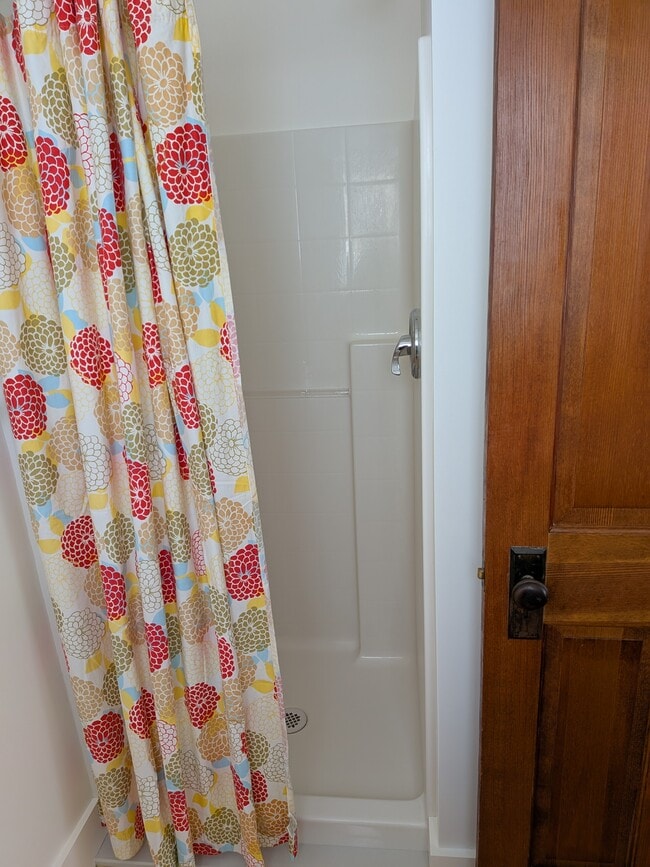 Building Photo - 117 S 2nd St