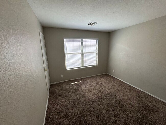 Building Photo - 3 Bedroom - 2 Bath - 1419 Sq. Ft. Home in ...