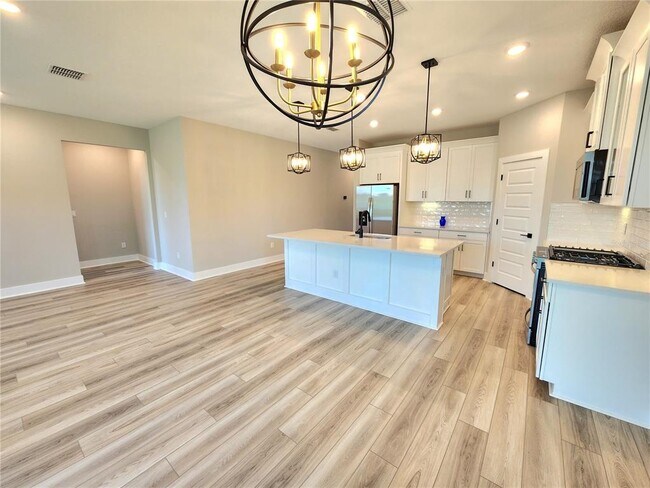 Building Photo - 3615 Savanna Palms Ct