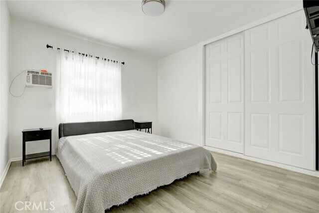 Building Photo - 5945 Willowcrest Ave