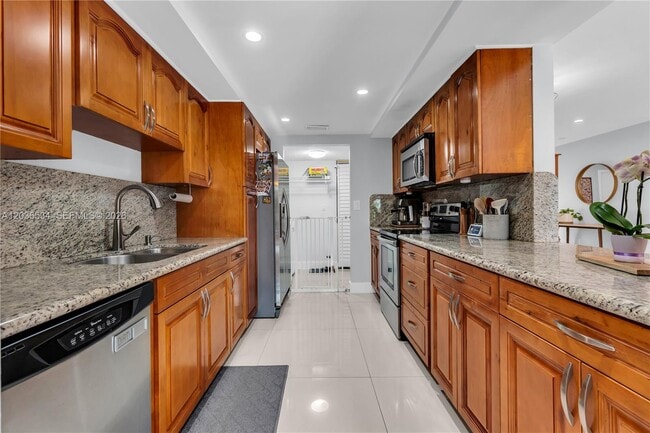 Building Photo - 13340 SW 88th Terrace