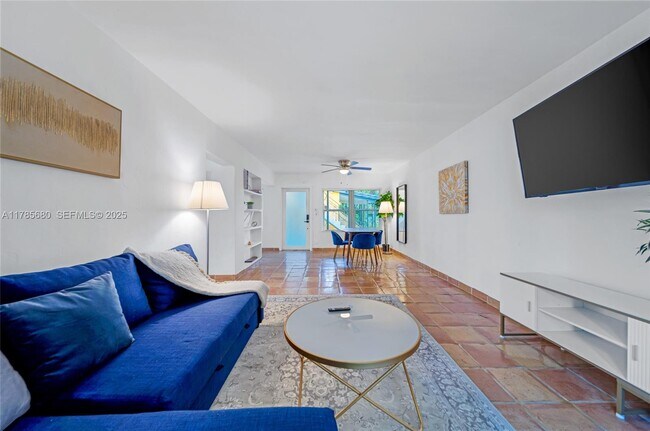 Building Photo - 312 NE 16th Terrace