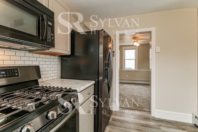 Building Photo - Rest. Relax. Recharge. Home awaits!