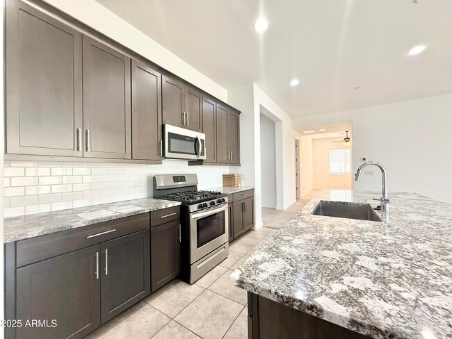 Building Photo - 12534 W Calle De Baca
