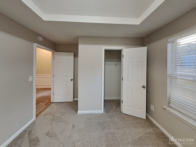 Building Photo - 4615 Derby Loop