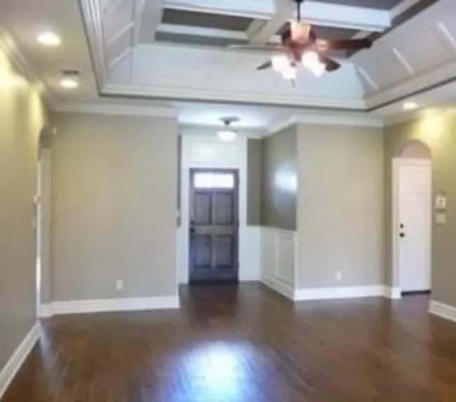Building Photo - Charming 4-Bedroom Home Near Moody AFB with Hardwood Floors, Spacious Kitchen, and Fenced Backyard!