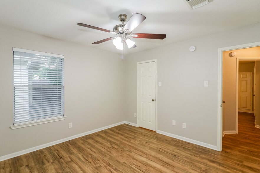 Building Photo - 2903 Nueces Canyon Ct