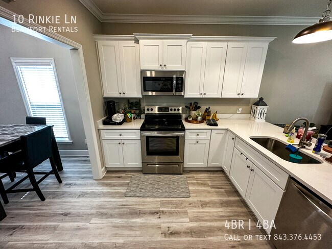 Building Photo - 10 Los Robles Rd