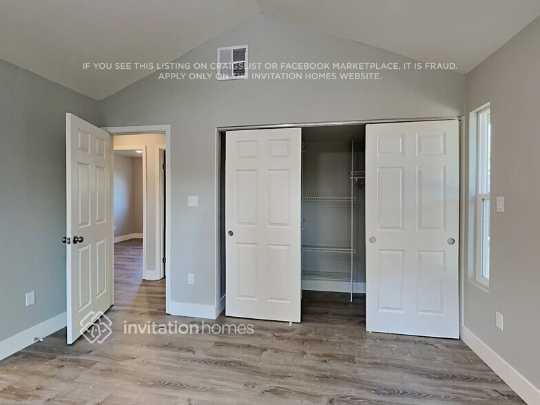 Building Photo - 8908 Bedford Ave